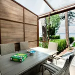 Part - B Epuelet - Privat Vizparttal Ferienhaus Siófok