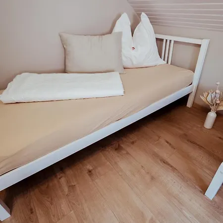 Part - B Epuelet - Privat Vizparttal 펜션