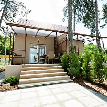 Part - B Epuelet - Privat Vizparttal Feriehus Siófok